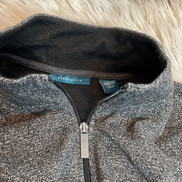 Perry Ellis casual zip up jacket - Picture 4 of 5